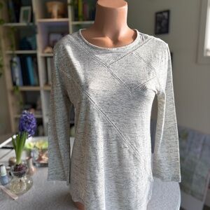 Stylish long sleeve topper style up.